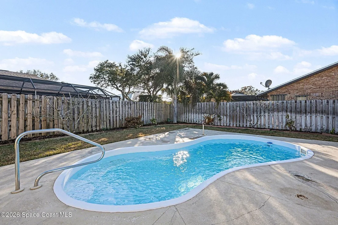 Photo of 2001 Thistle Drive