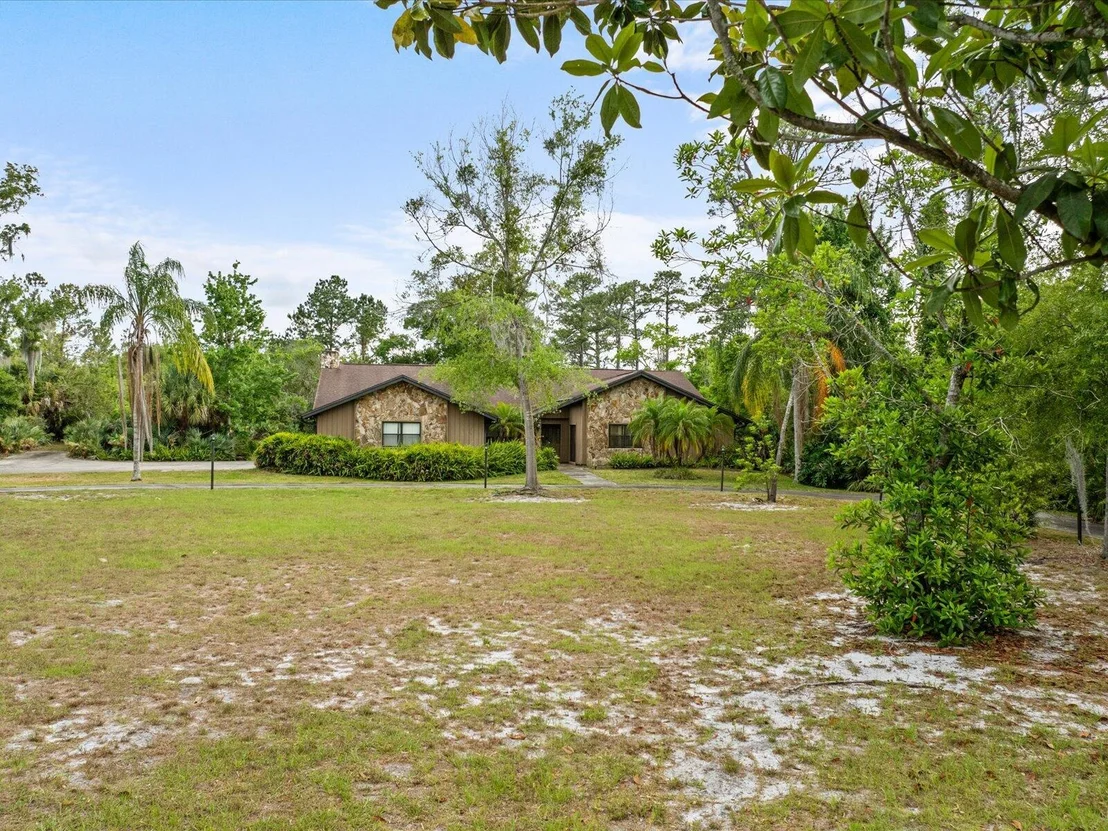 Photo of 1209 Sand Pine Circle
