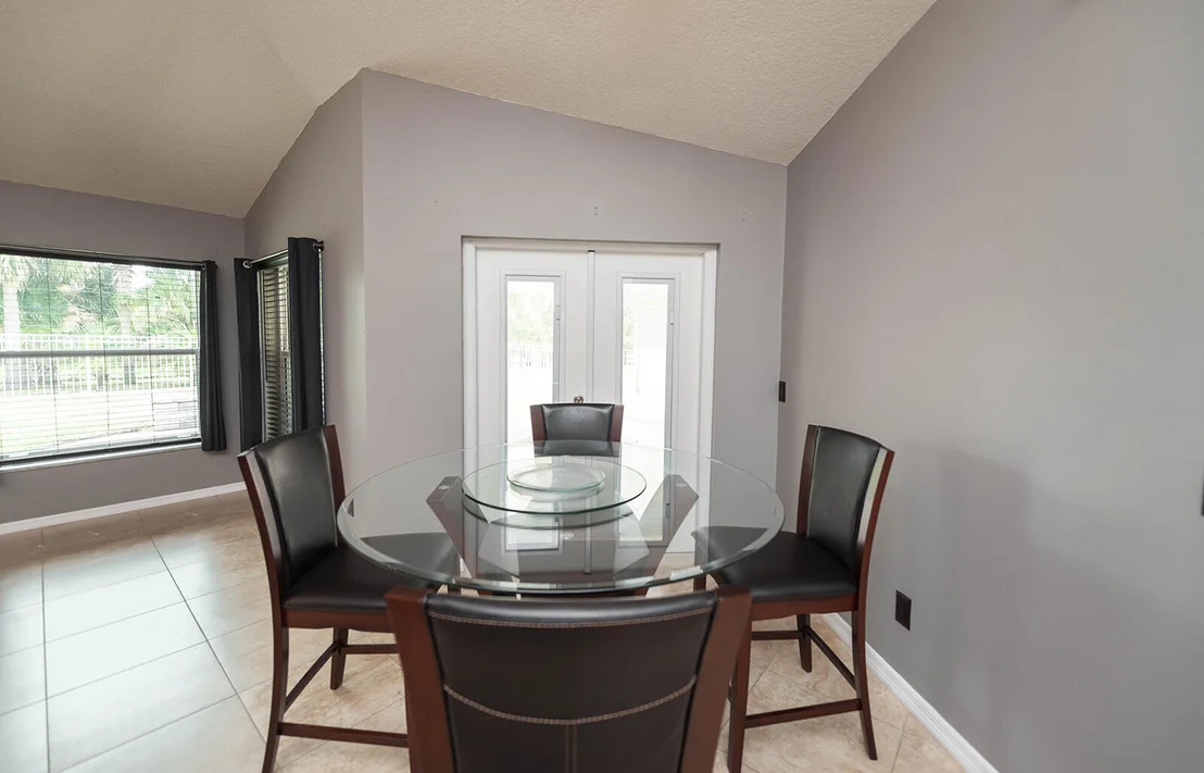Photo of 2619 Canterbury Circle