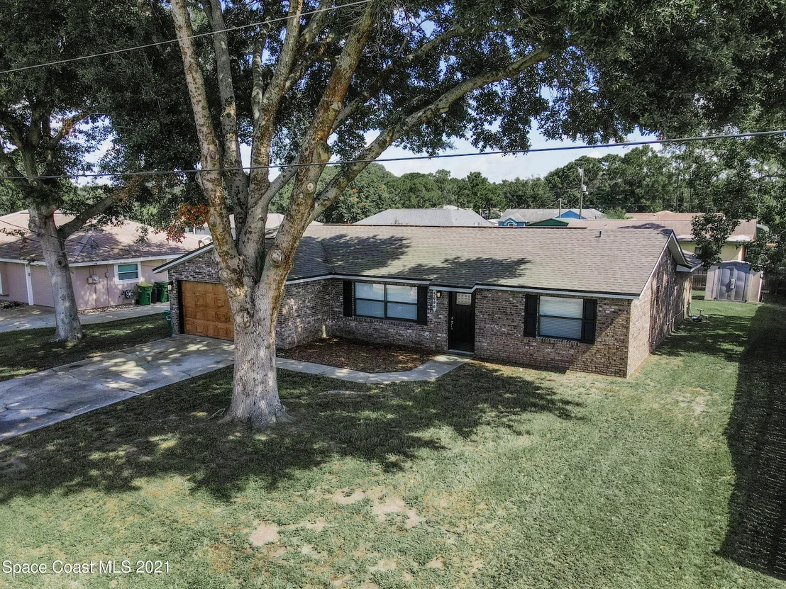 Photo of 5696 Beaverbrook Street