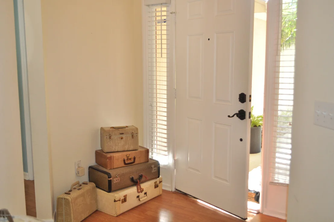 Photo of 1581 Whitman Drive