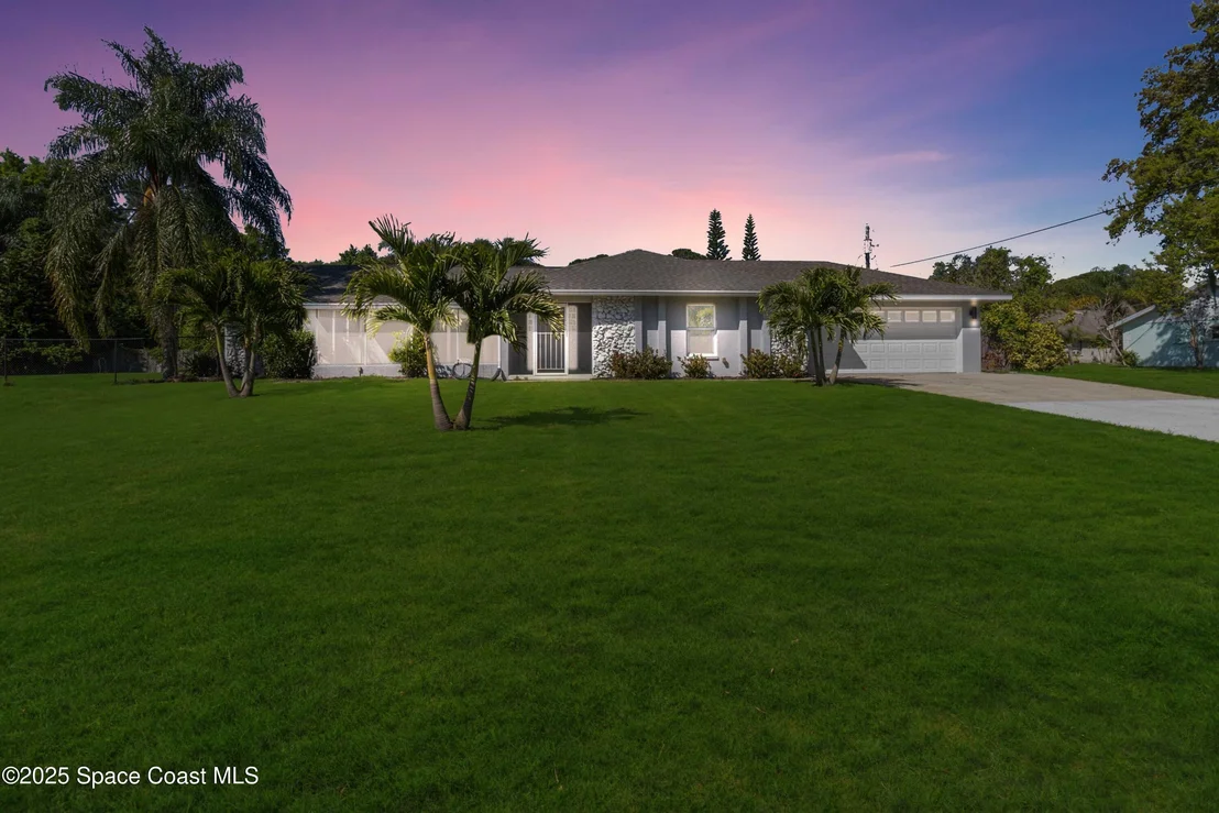 Photo of 5595 Eagle Way