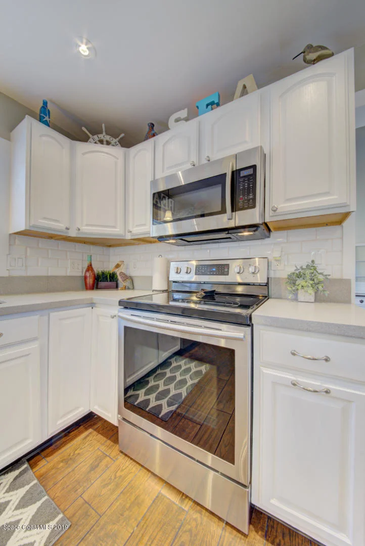 Photo of 6300 Janina Road