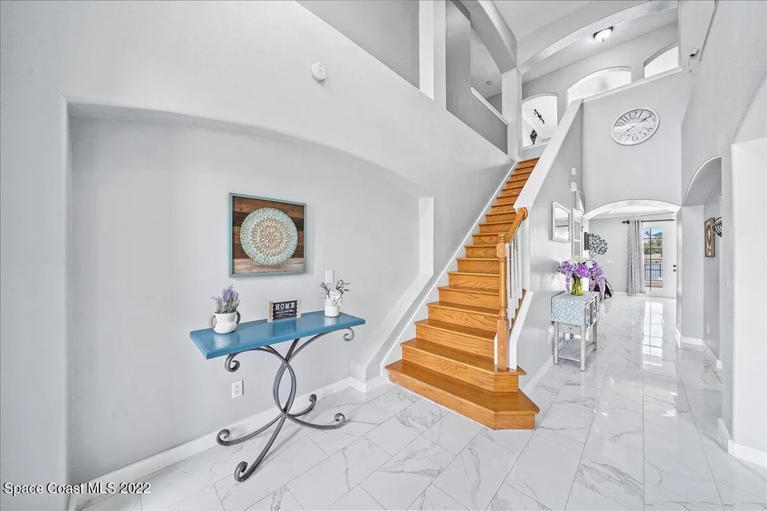 Photo of 1405 Talon Way