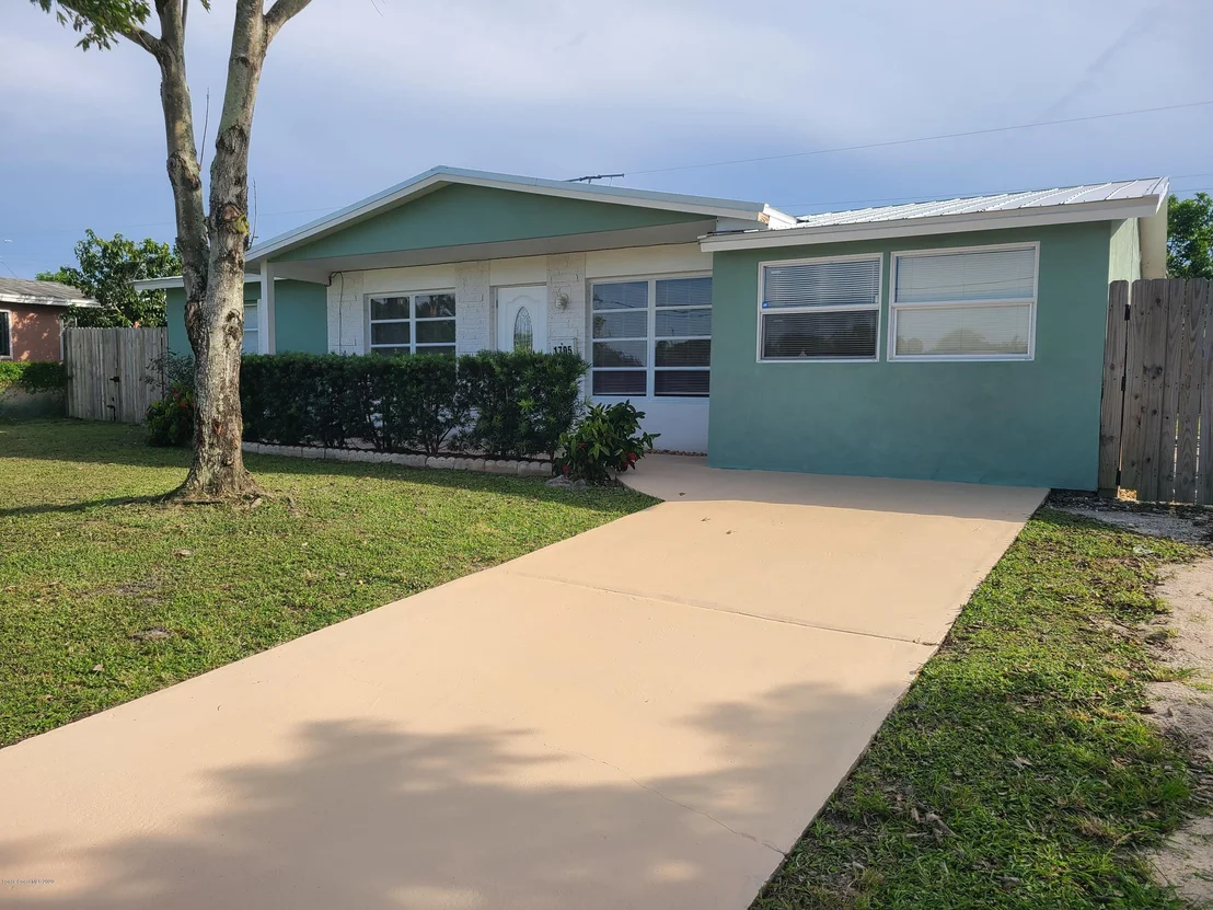 Photo of 1705 Sarno (Access) Road