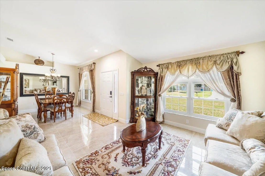 Photo of 367 Abello Road SE