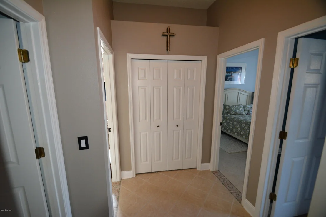Photo of 2741 Englewood Drive