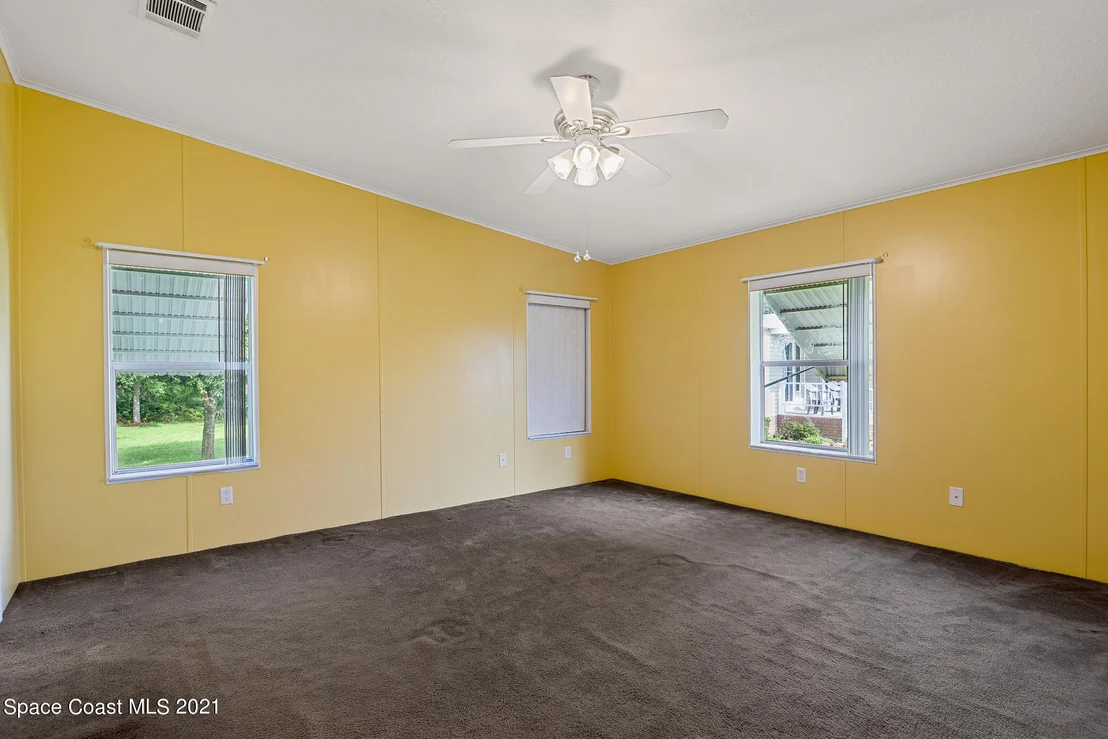 Photo of 245 Outer Drive