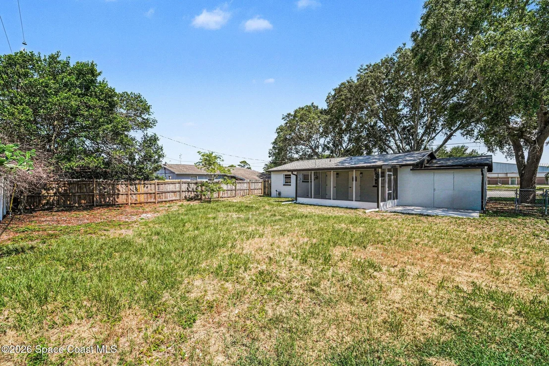Photo of 2536 Post Road