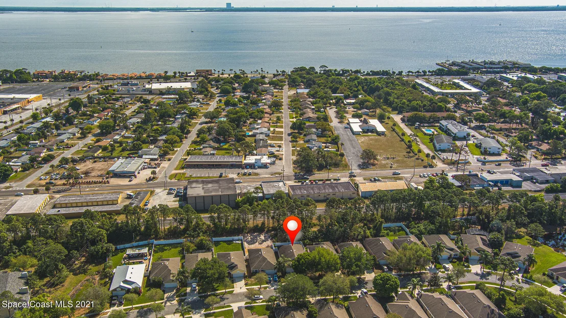 Photo of 401 Waterside Circle