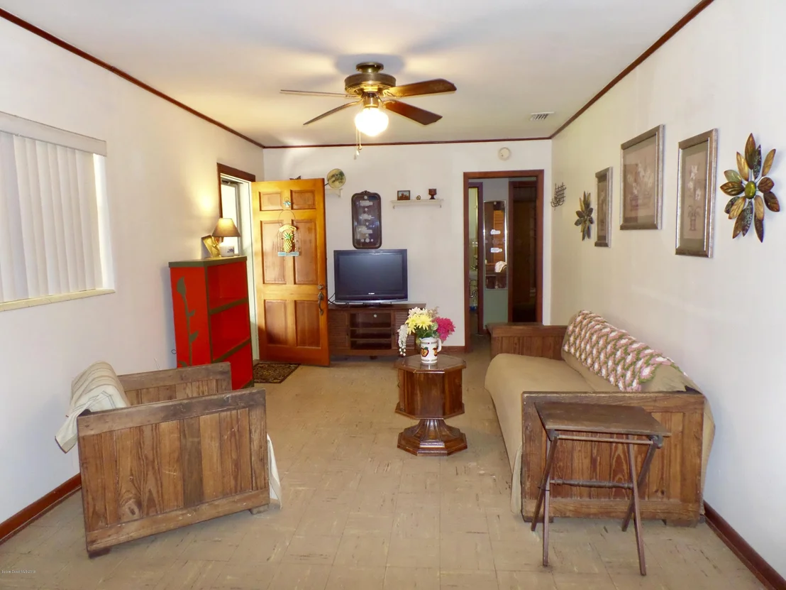 Photo of 2457 Kaiser Road