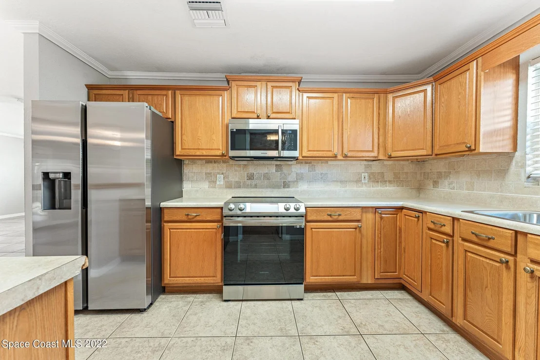 Photo of 2558 Sadler Lane