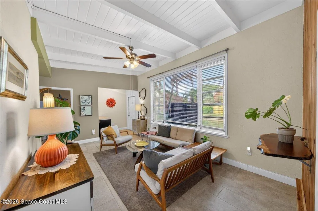Photo of 1615 Grandview Way