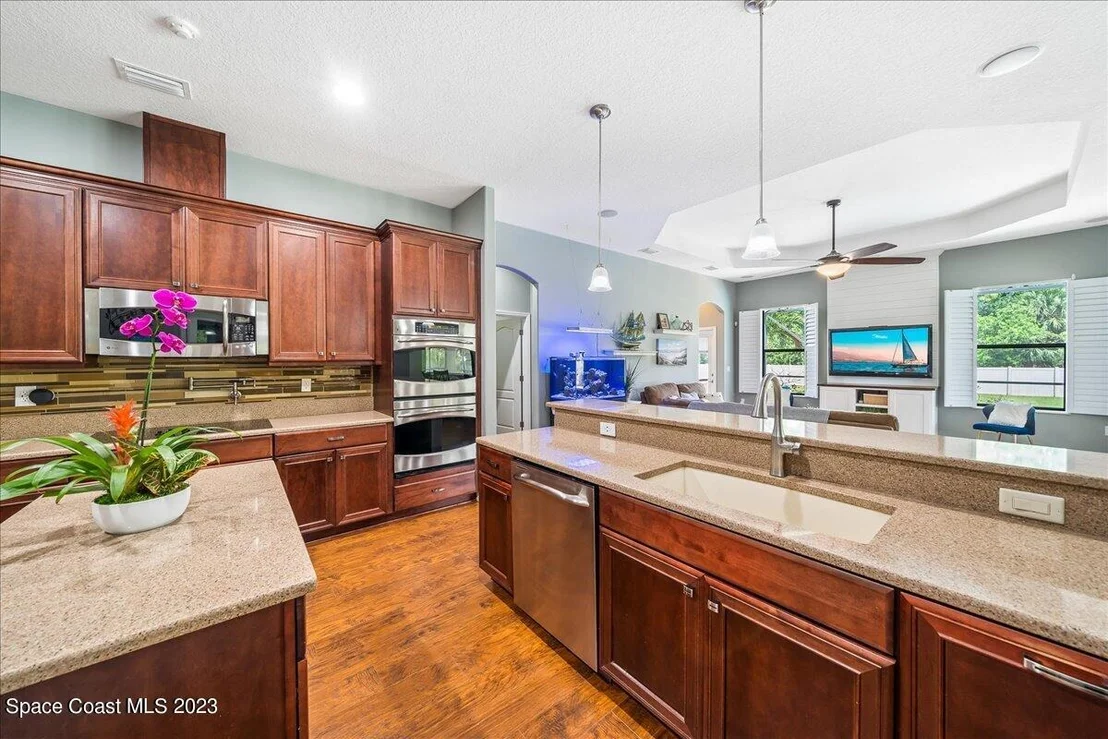 Photo of 4111 Anlow Road