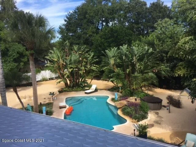 Photo of 40 Barton Avenue