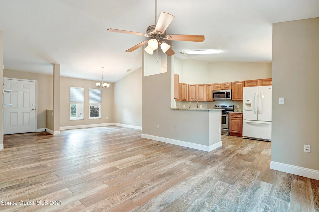 Photo of 2181 Pumpkin Place NE