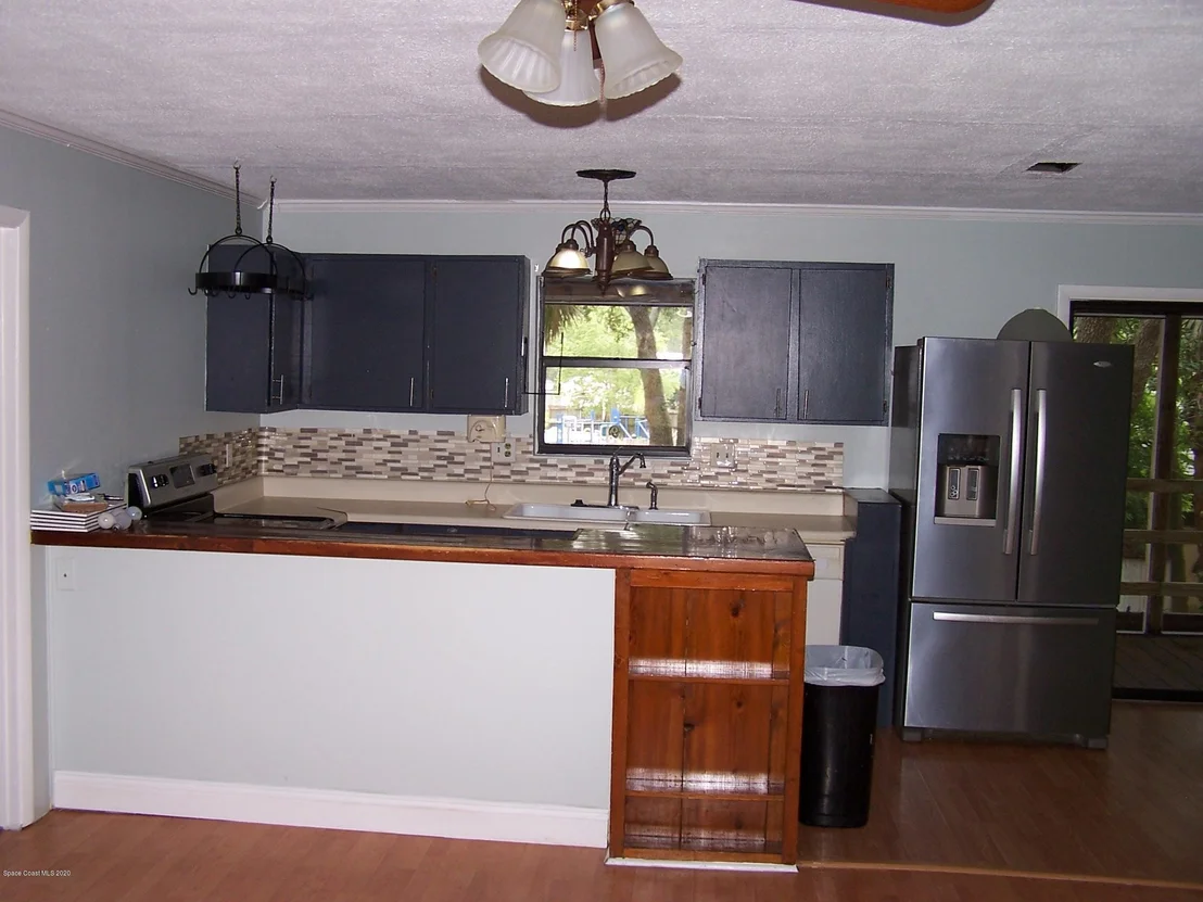 Photo of 6115 Adina Road