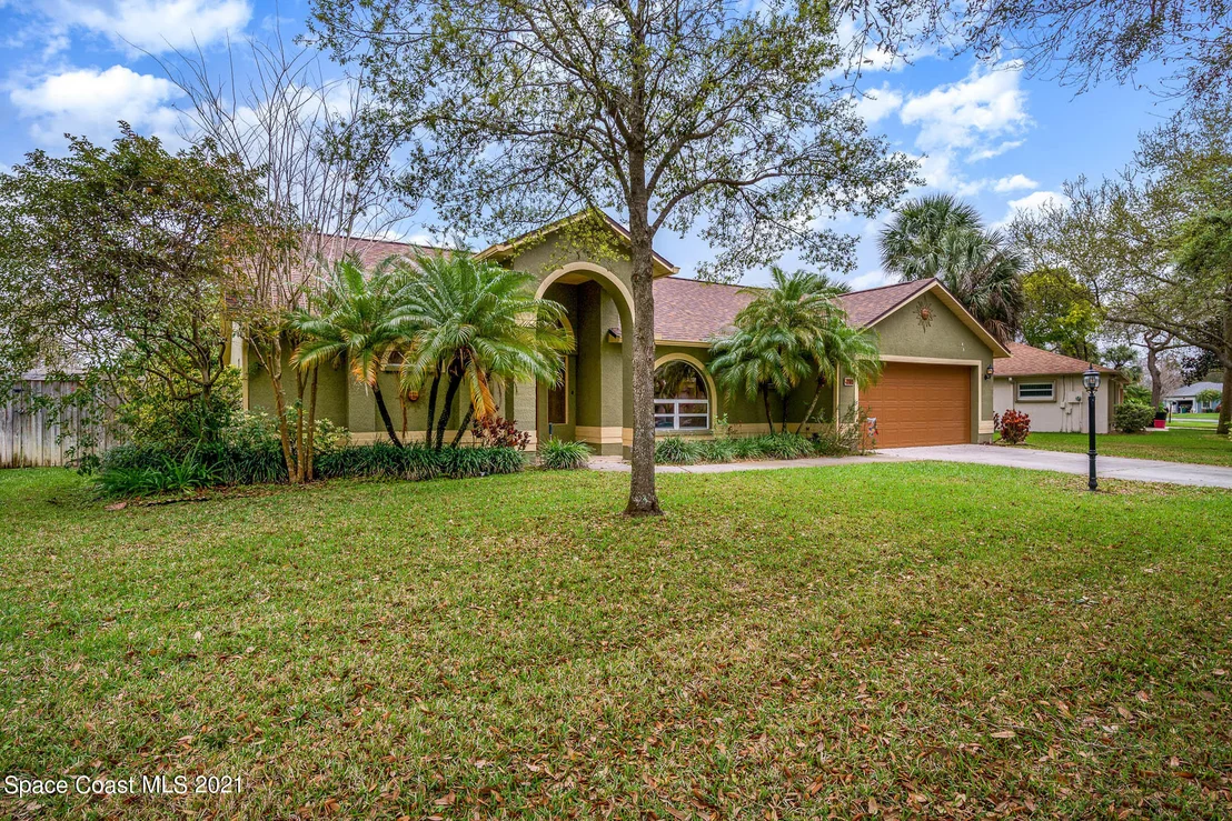 Photo of 790 Spring Oak Drive