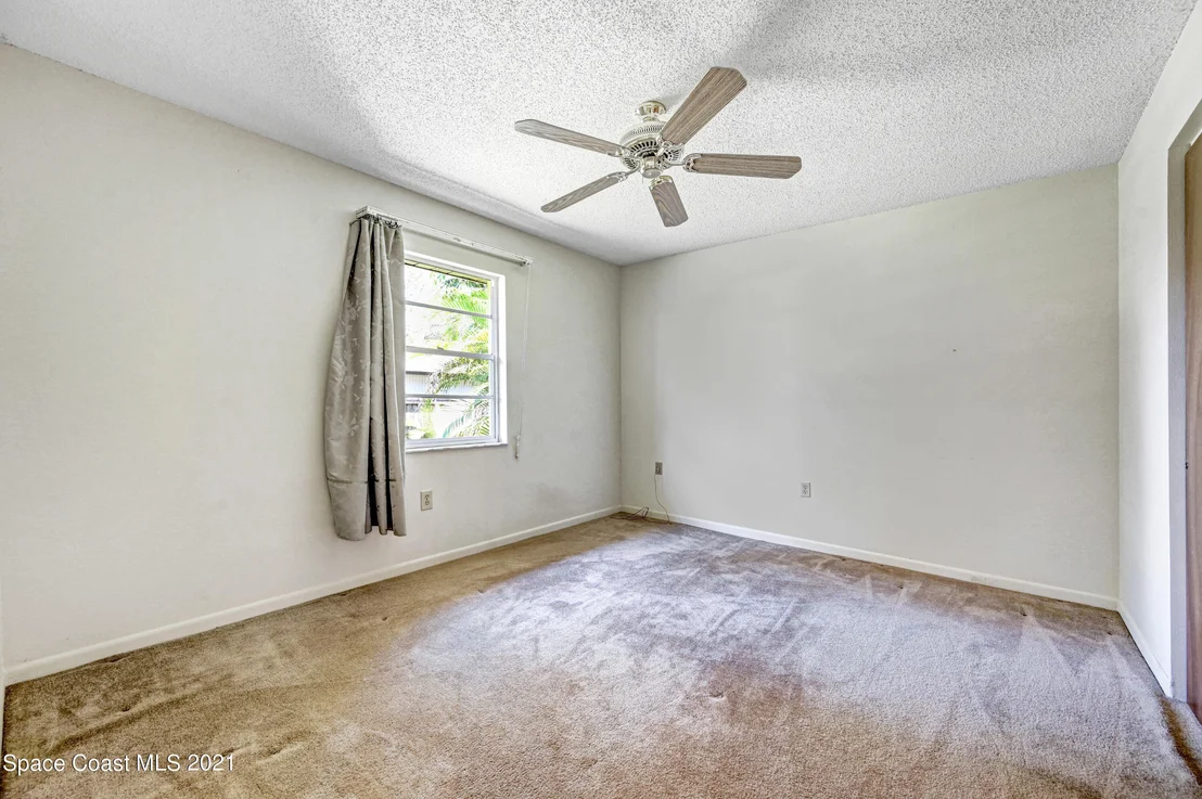 Photo of 1997 Giroux Drive NE