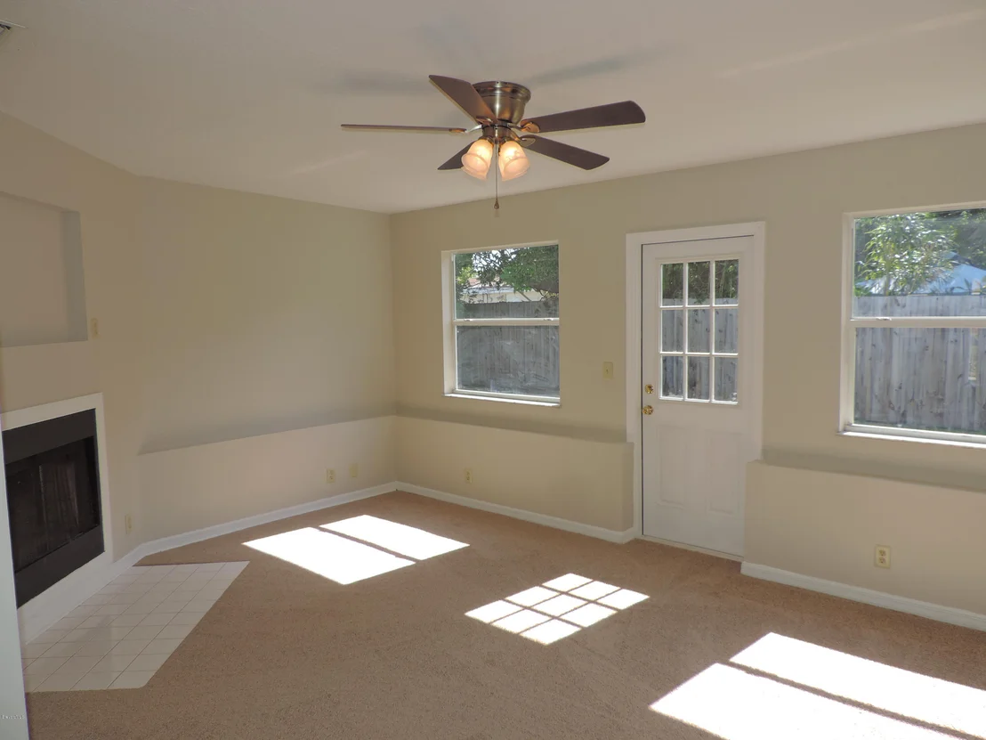 Photo of 1454 Rosemary Drive