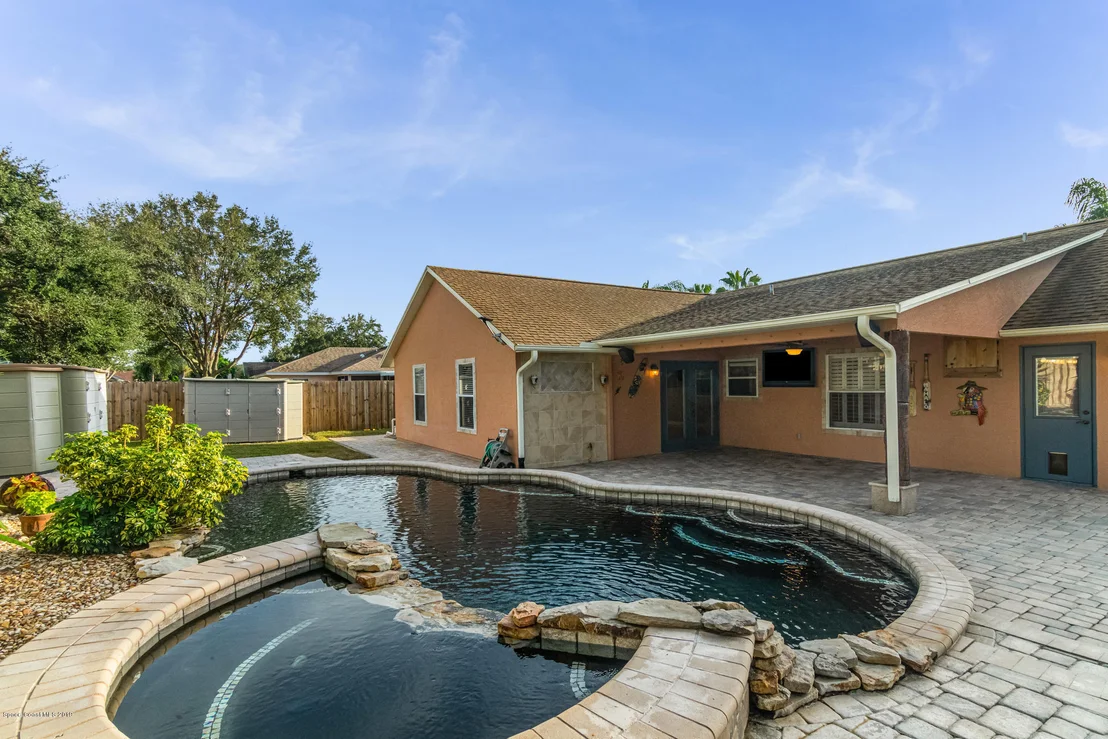 Photo of 3340 Lake View Circle