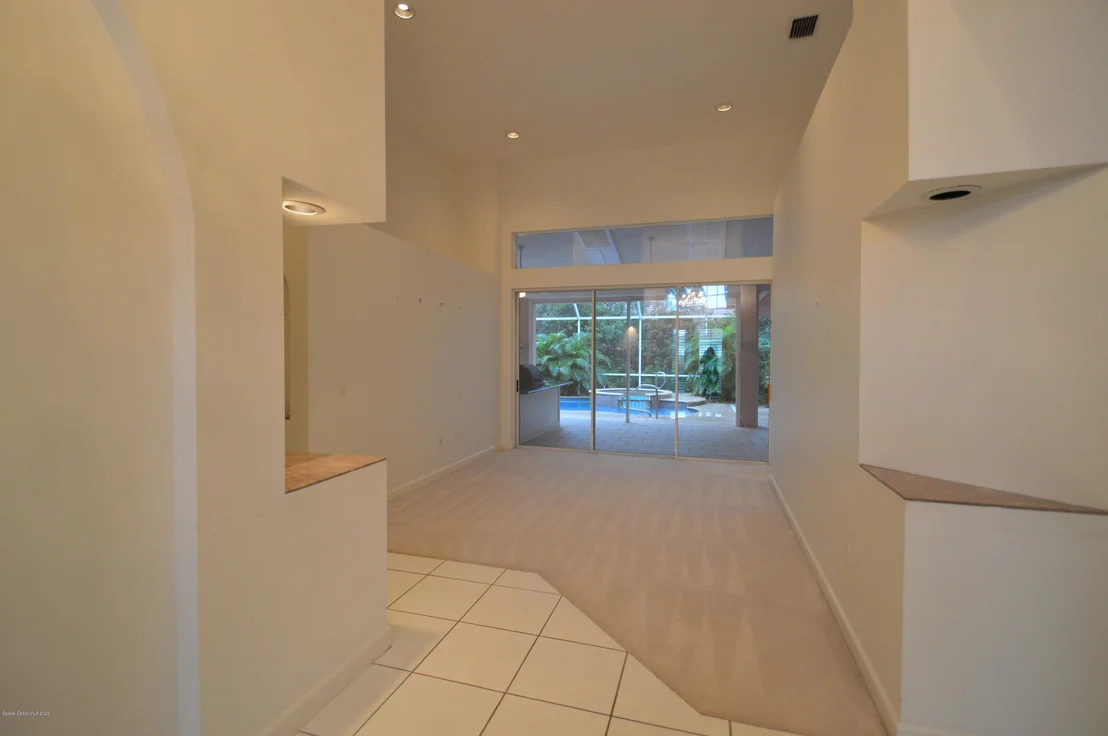 Photo of 2015 Canterbury Drive