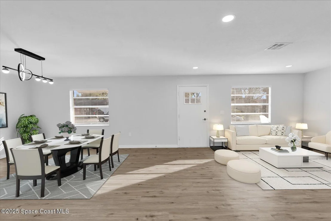 Photo of 965 Sable Lane