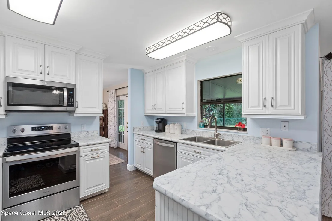 Photo of 2412 Devonswood Road