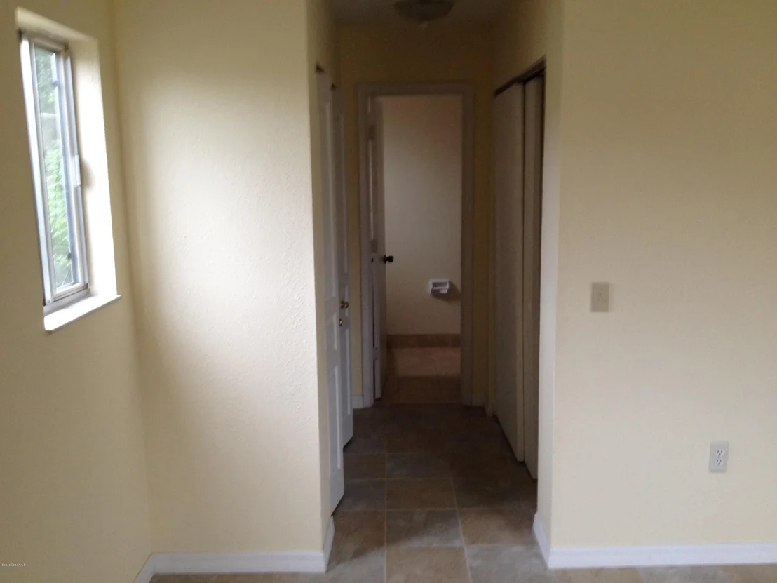 Photo of 185 W Jablo Avenue