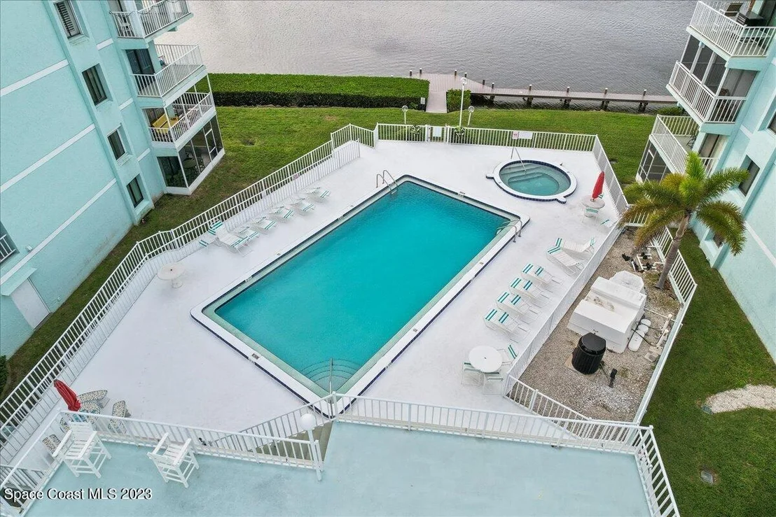 Photo of Unit 2202 at 1750 Commodore Boulevard