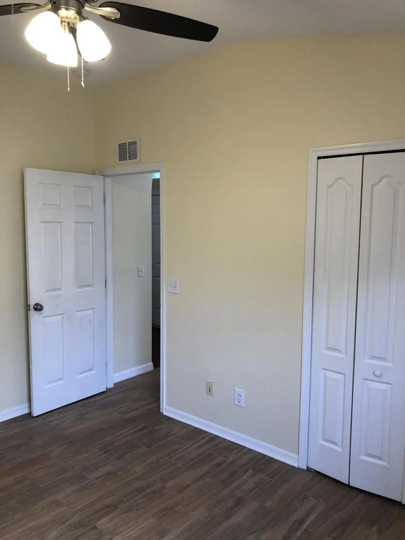 Photo of 8507 Ivanhoe Drive