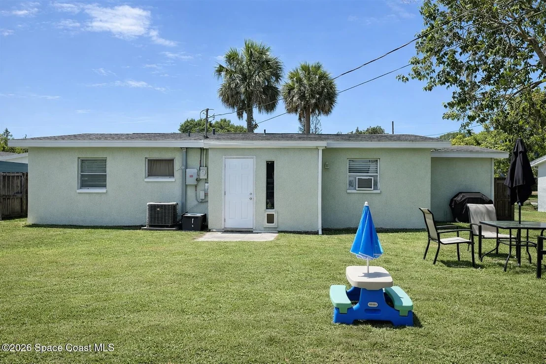 Photo of 2394 Saint Dunston Lane