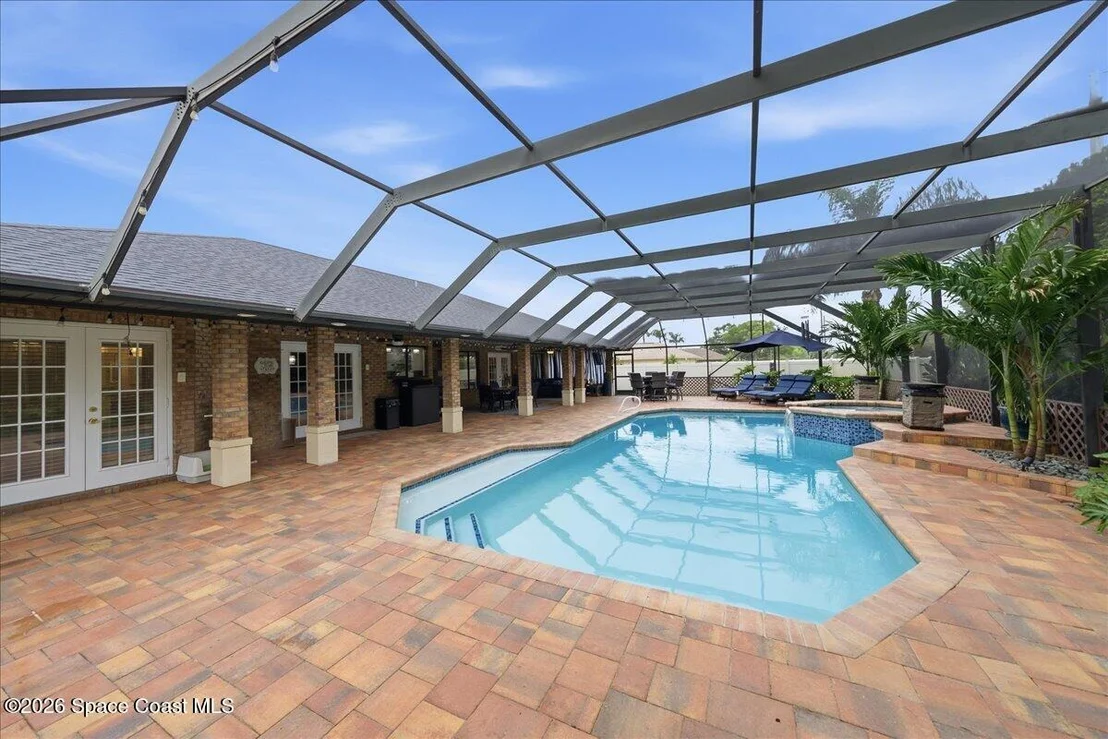 Photo of 560 Sawgrass Circle