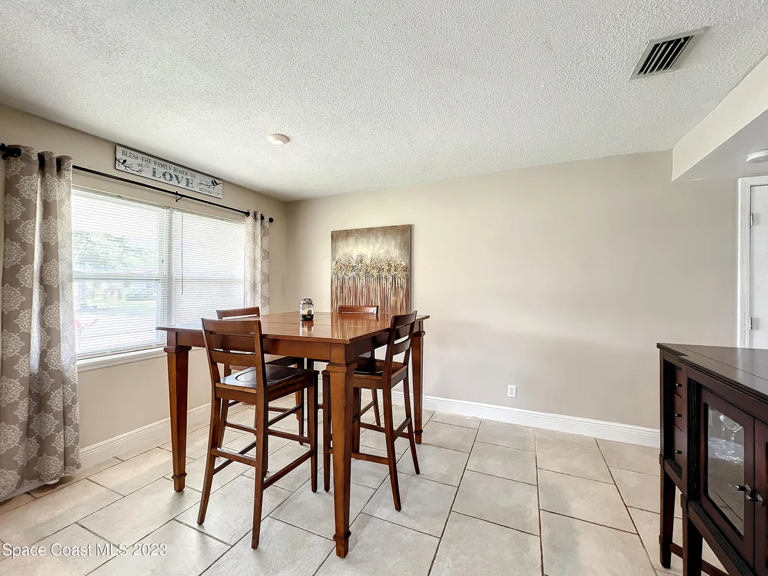 Photo of 2900 Cooper Drive