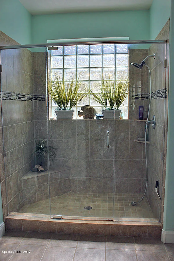Photo of 1750 Bridgeport Circle