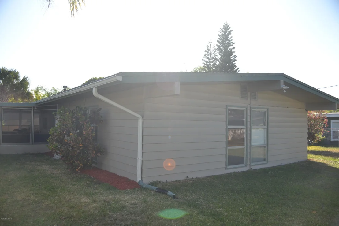 Photo of 1057 George Avenue