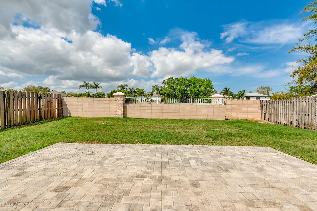 Photo of 6990 Hammock Trace Drive