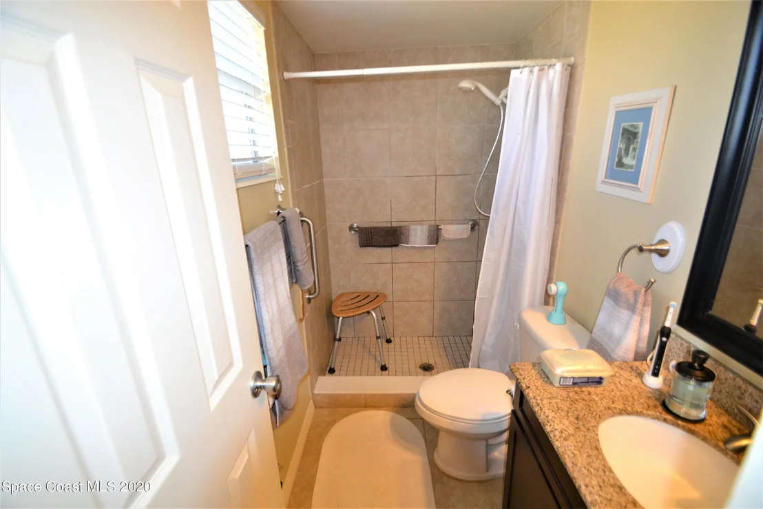 Photo of 981 Bacon Circle NE