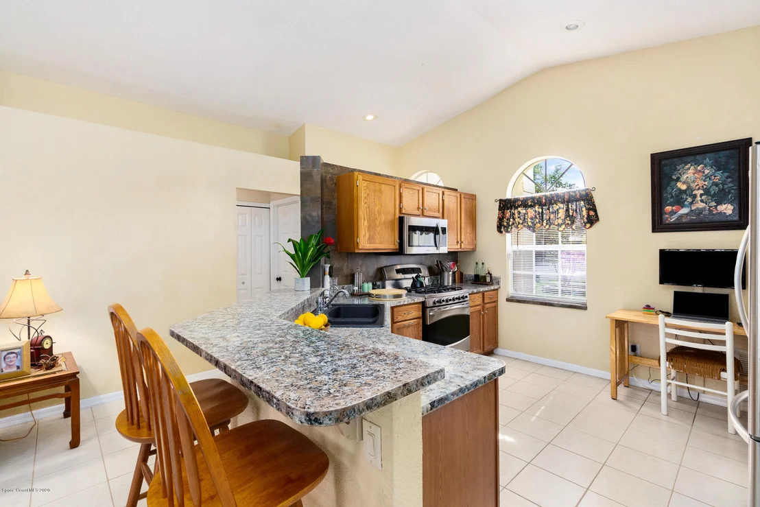 Photo of 7004 Hammock Trace Drive
