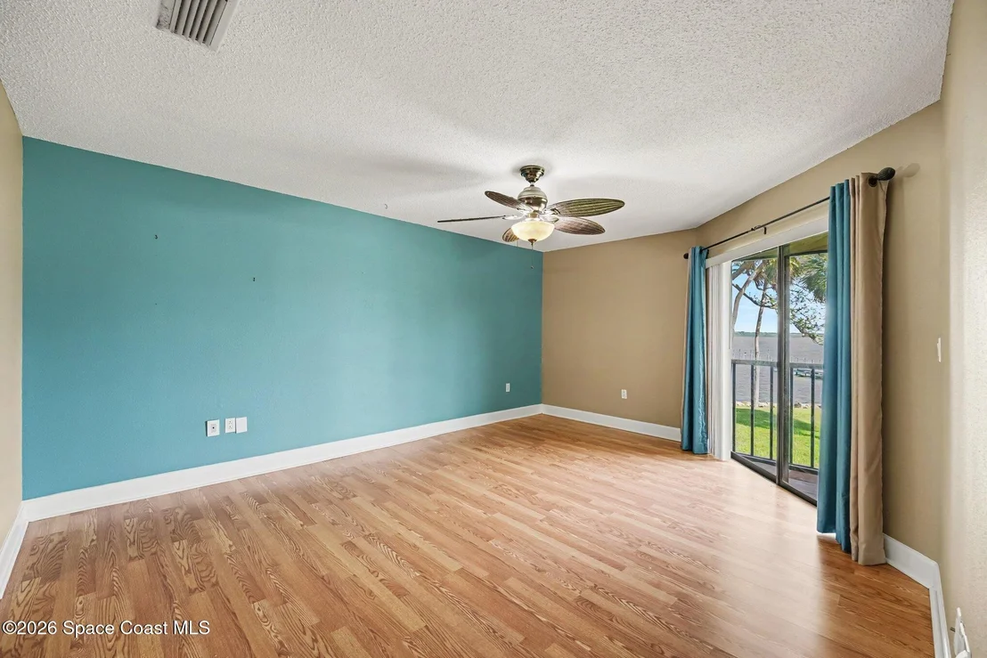 Photo of Unit 209 at 100 Canebreakers Drive