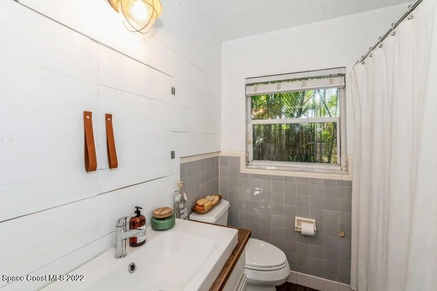 Photo of 760 Indian River Drive