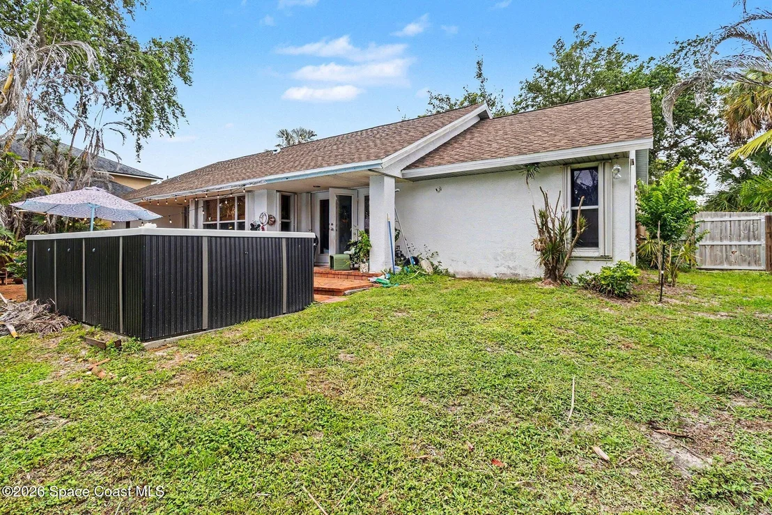Photo of 1051 Mandarin Drive NE