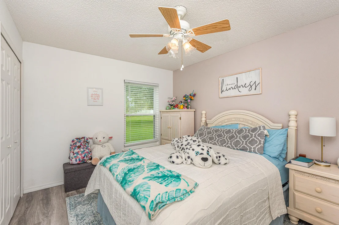 Photo of 1167 White Oak Circle