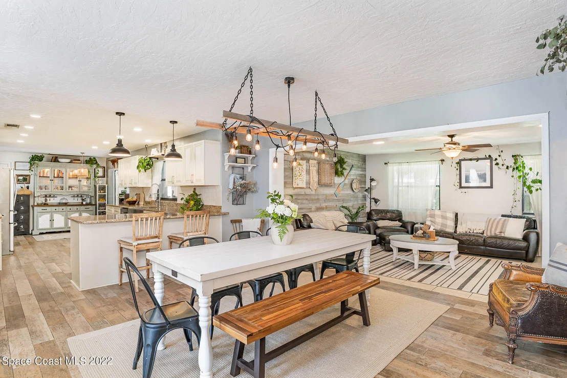 Photo of 142 11th (Eleventh) Avenue