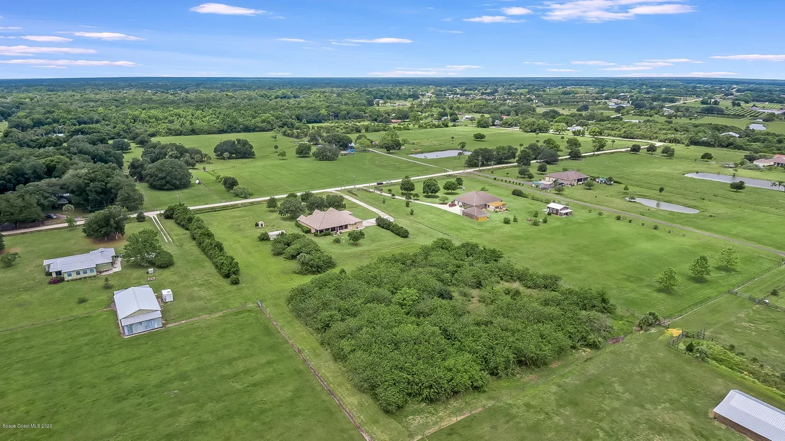Photo of 4135 Hammock Road