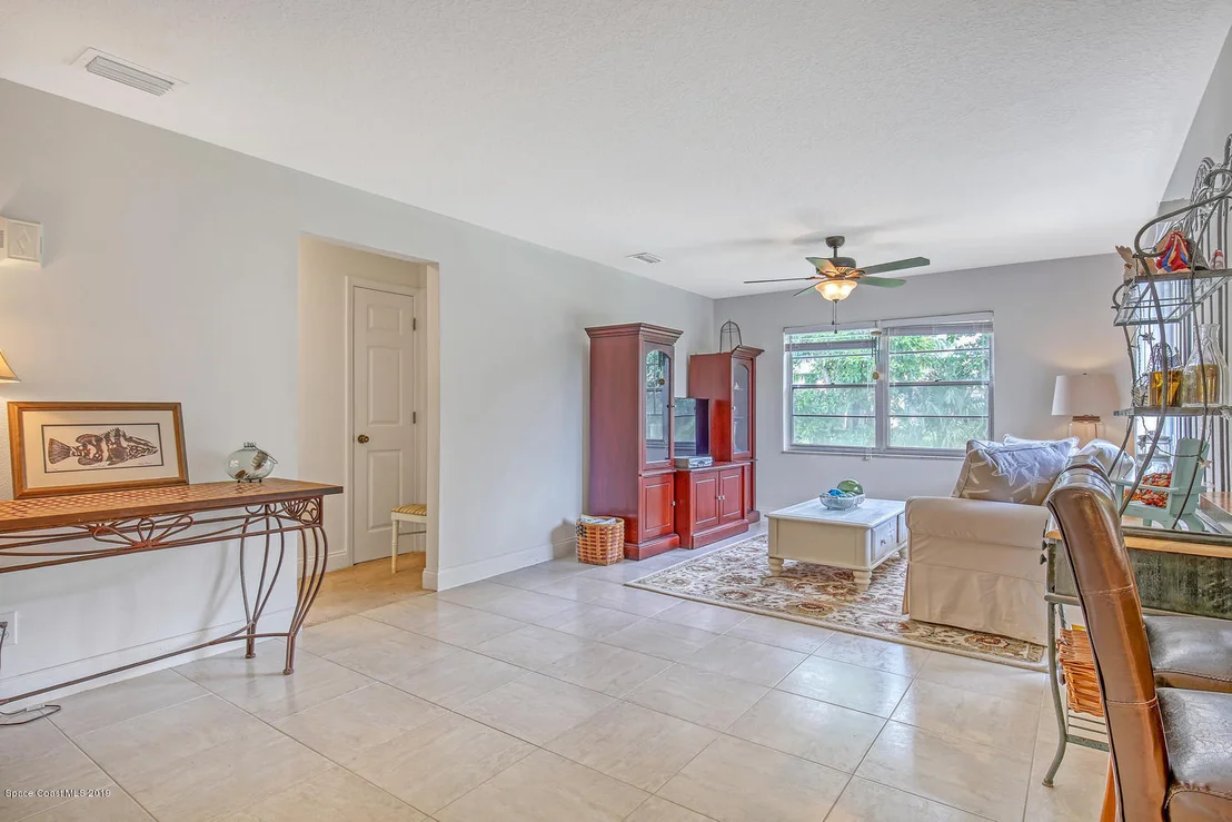 Photo of 402 Surf Road