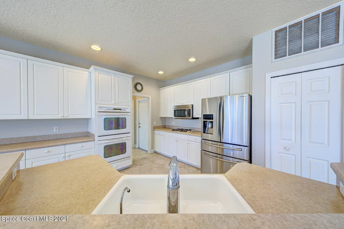 Photo of 1002 Worthington Spring Drive