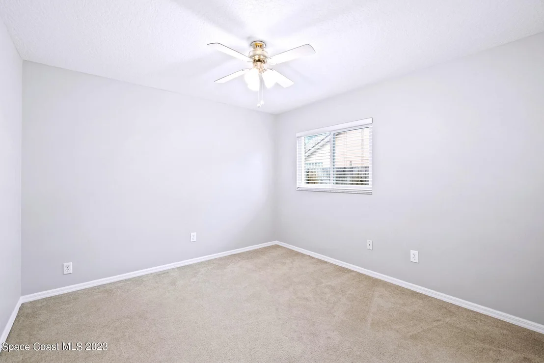 Photo of 921 Osprey Lane