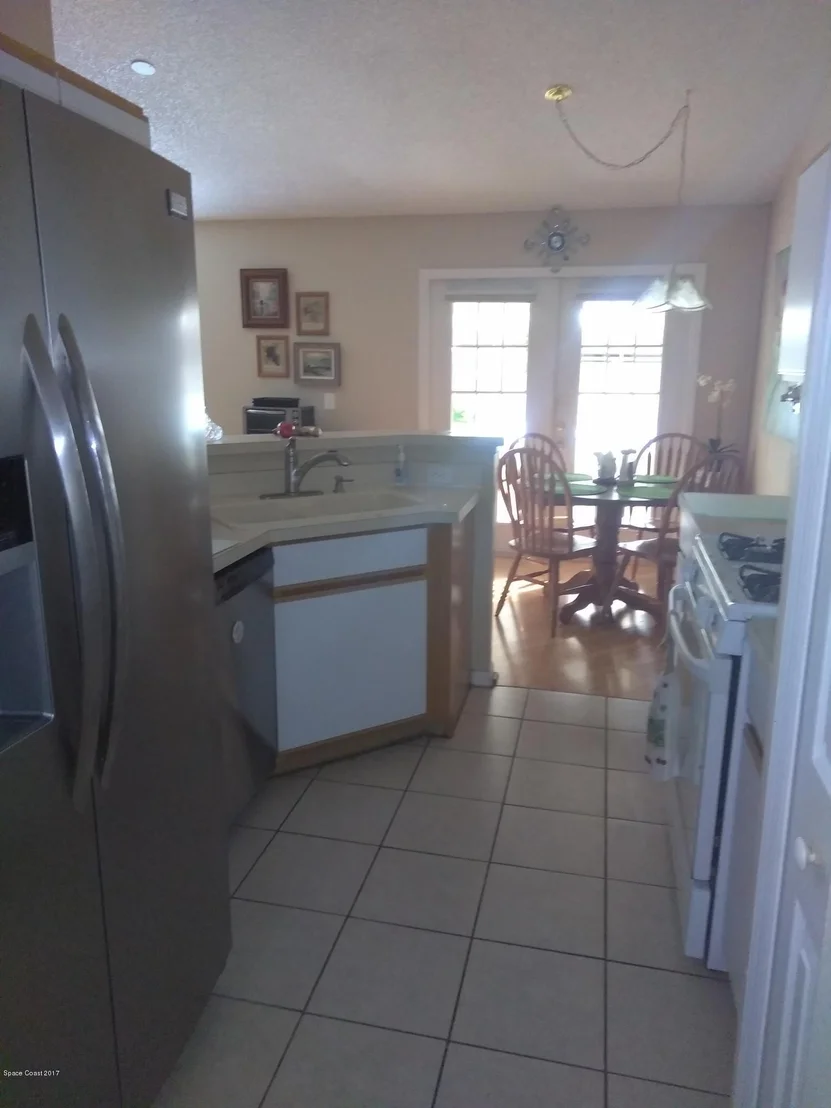 Photo of 1194 Meadow Lake Road