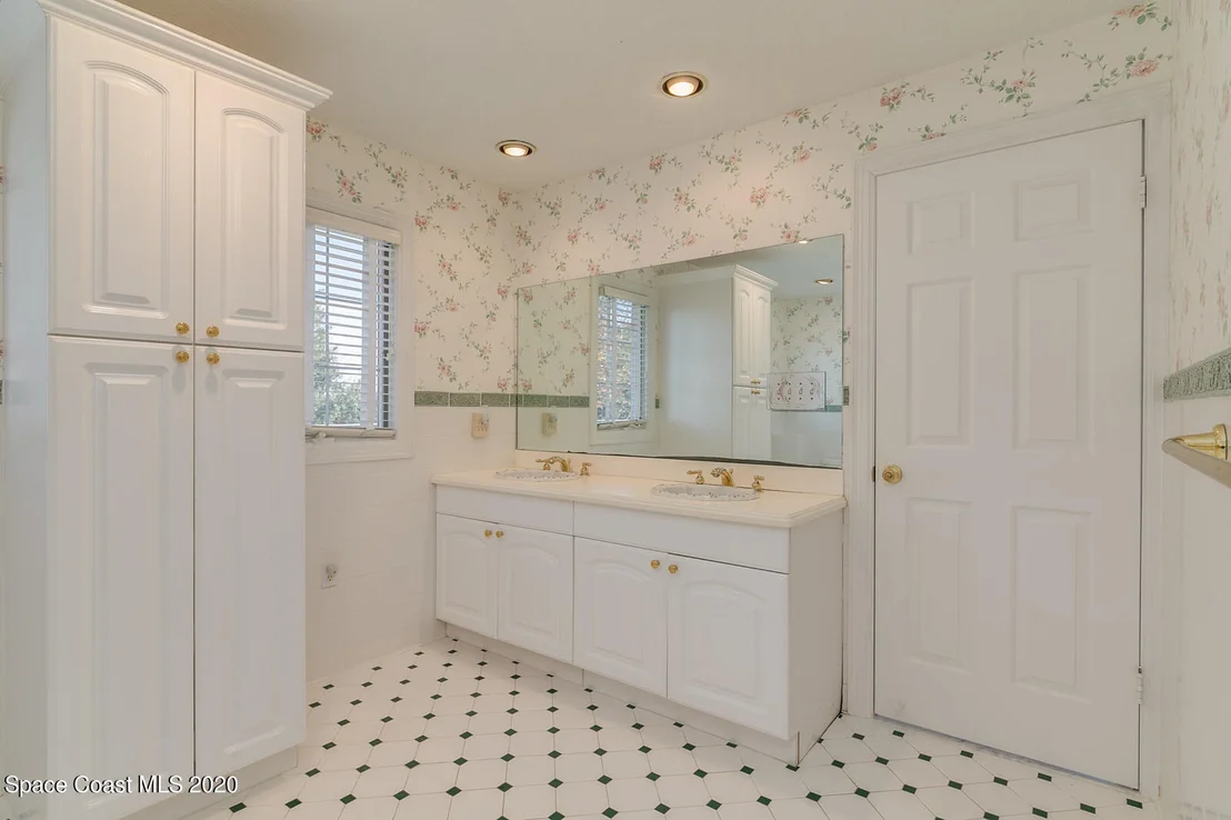 Photo of 3208 Buckingham Lane